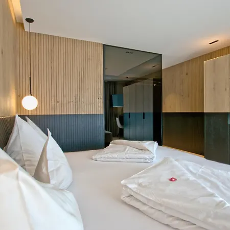 Boutique Burgund 3*