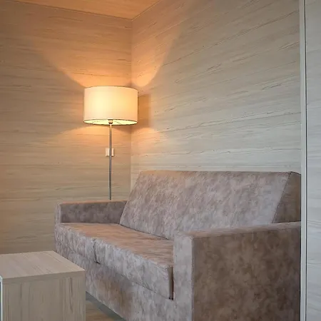 Boutique Burgund Aparthotel 3*